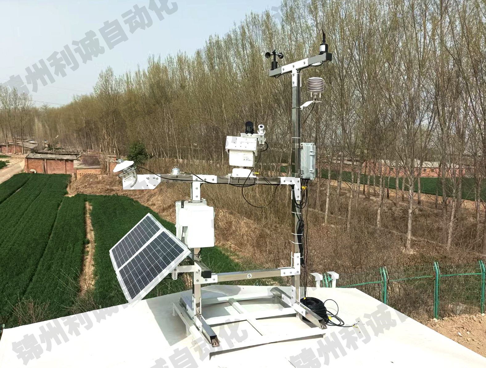 光伏環境監測儀怎么選？看精度、穩定性、數據傳輸三大核心